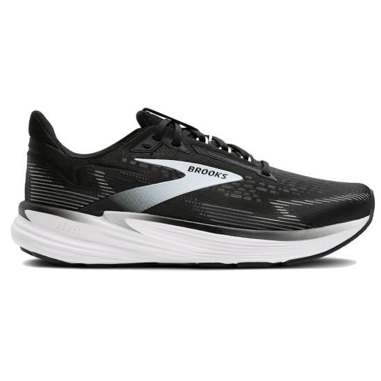 Brooks Revel 8